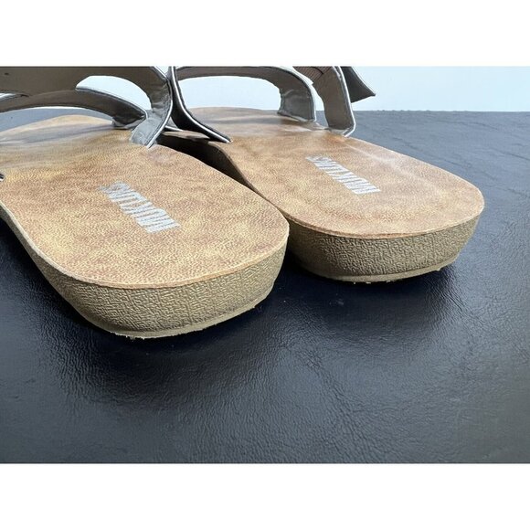 Muk Luks Sandal Slide WOMEN Size 9 Faux Leather in Pewter Silver - Picture 8 of 8